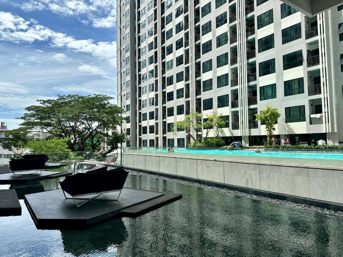 Central Pattaya Condo: Pool, Gym & Fast Wi-Fi Exterior photo