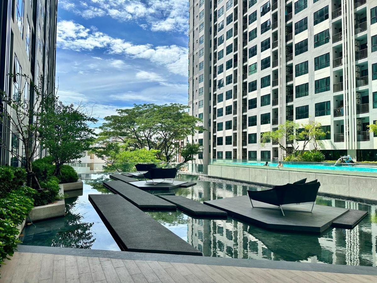 Central Pattaya Condo: Pool, Gym & Fast Wi-Fi Exterior photo