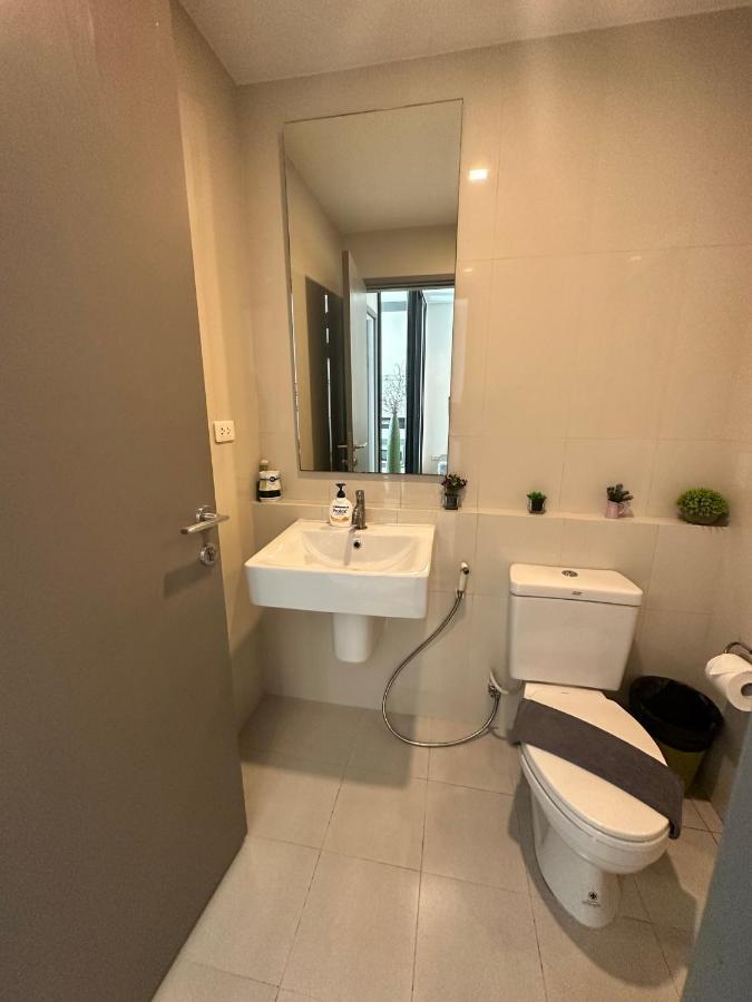 Central Pattaya Condo: Pool, Gym & Fast Wi-Fi Exterior photo