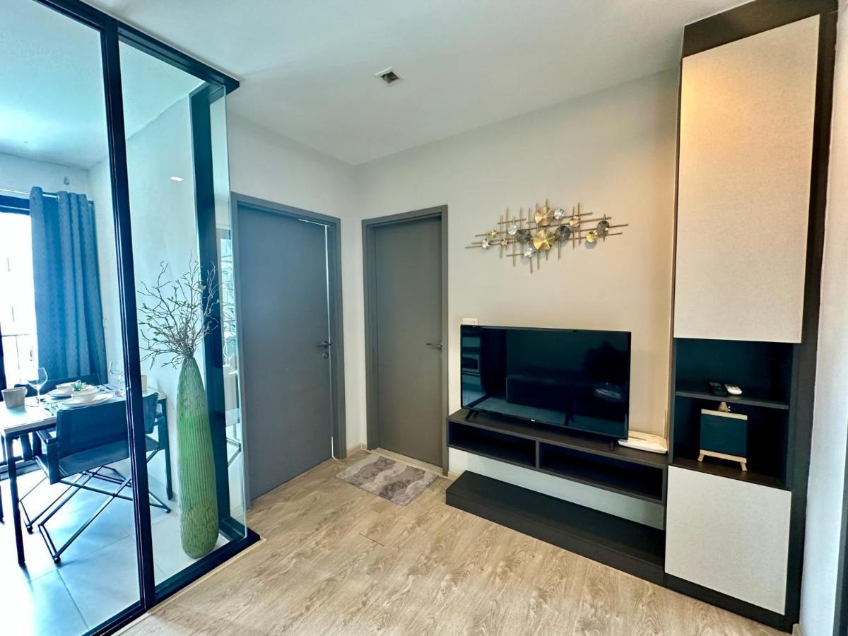 Central Pattaya Condo: Pool, Gym & Fast Wi-Fi Exterior photo