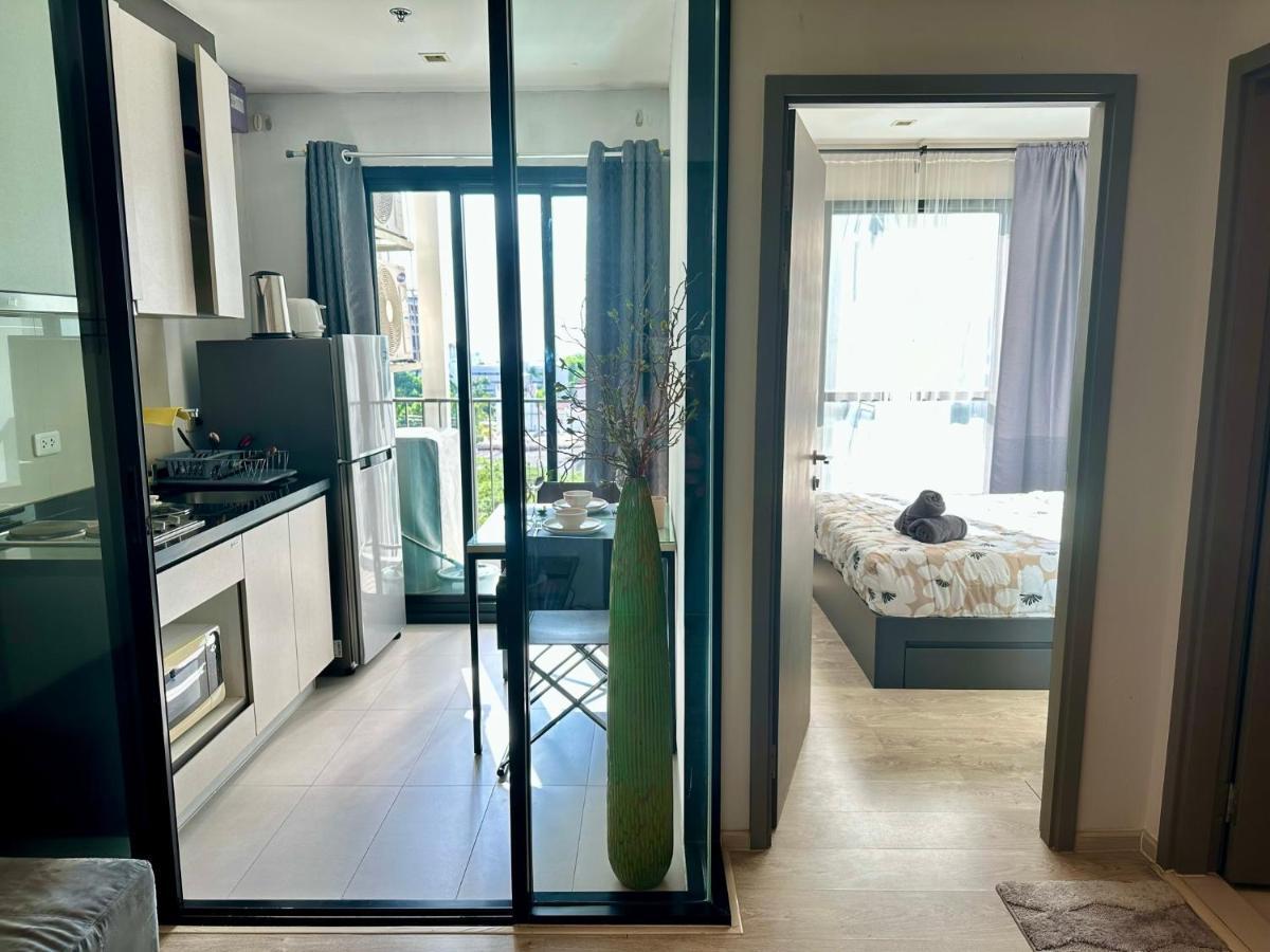 Central Pattaya Condo: Pool, Gym & Fast Wi-Fi Exterior photo